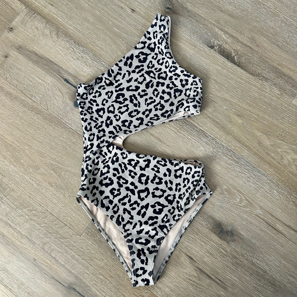 Beach Riot Celine Ribbed One Piece Leopard
